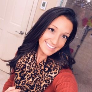 Meet your Posher, Angela